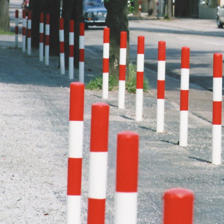 Traffic Line Barrier Post Cast In 60mm Galv_red_white 0 Eyelets In Situ